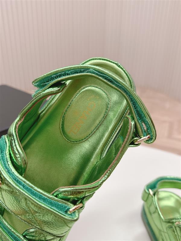 20251128184438875 280